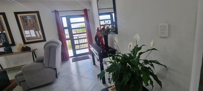 2 Bedroom Property for Sale in Reebok Western Cape